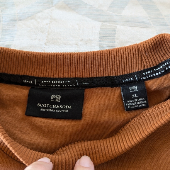 Scotch & Soda men's brown fashion sweatshirt, size XL - Picture 2 of 5